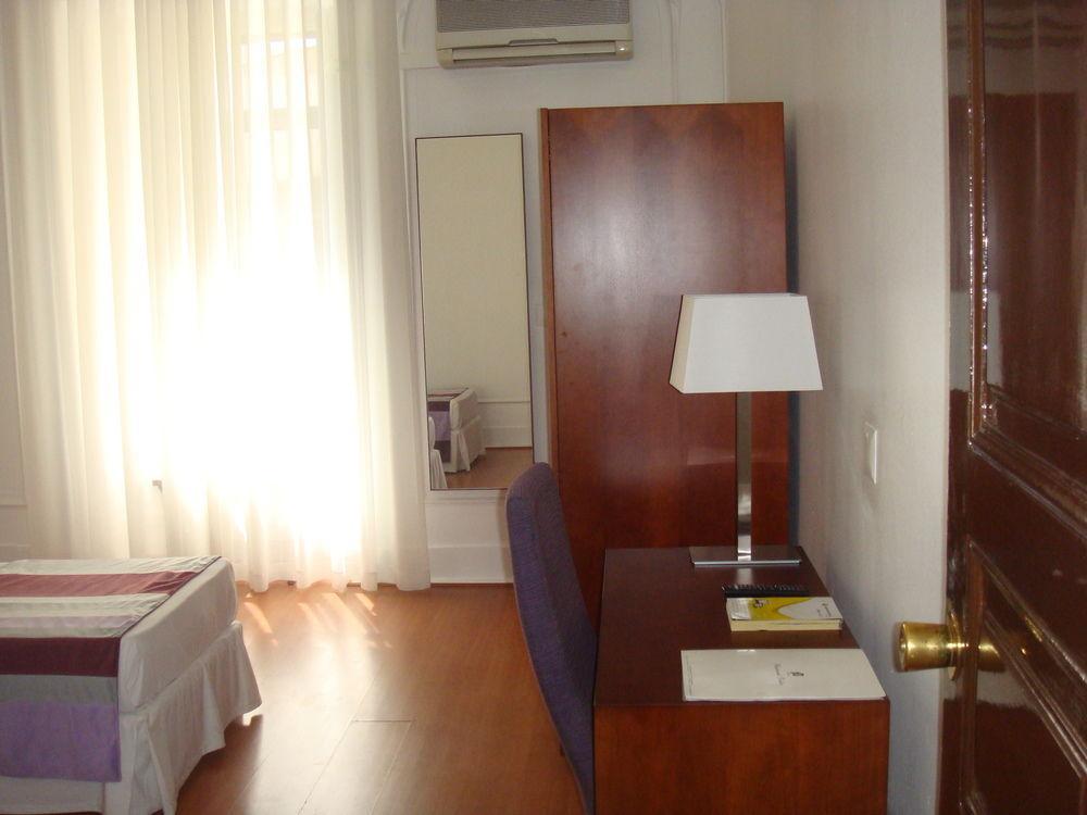 Res Dublin 2* Lisbon