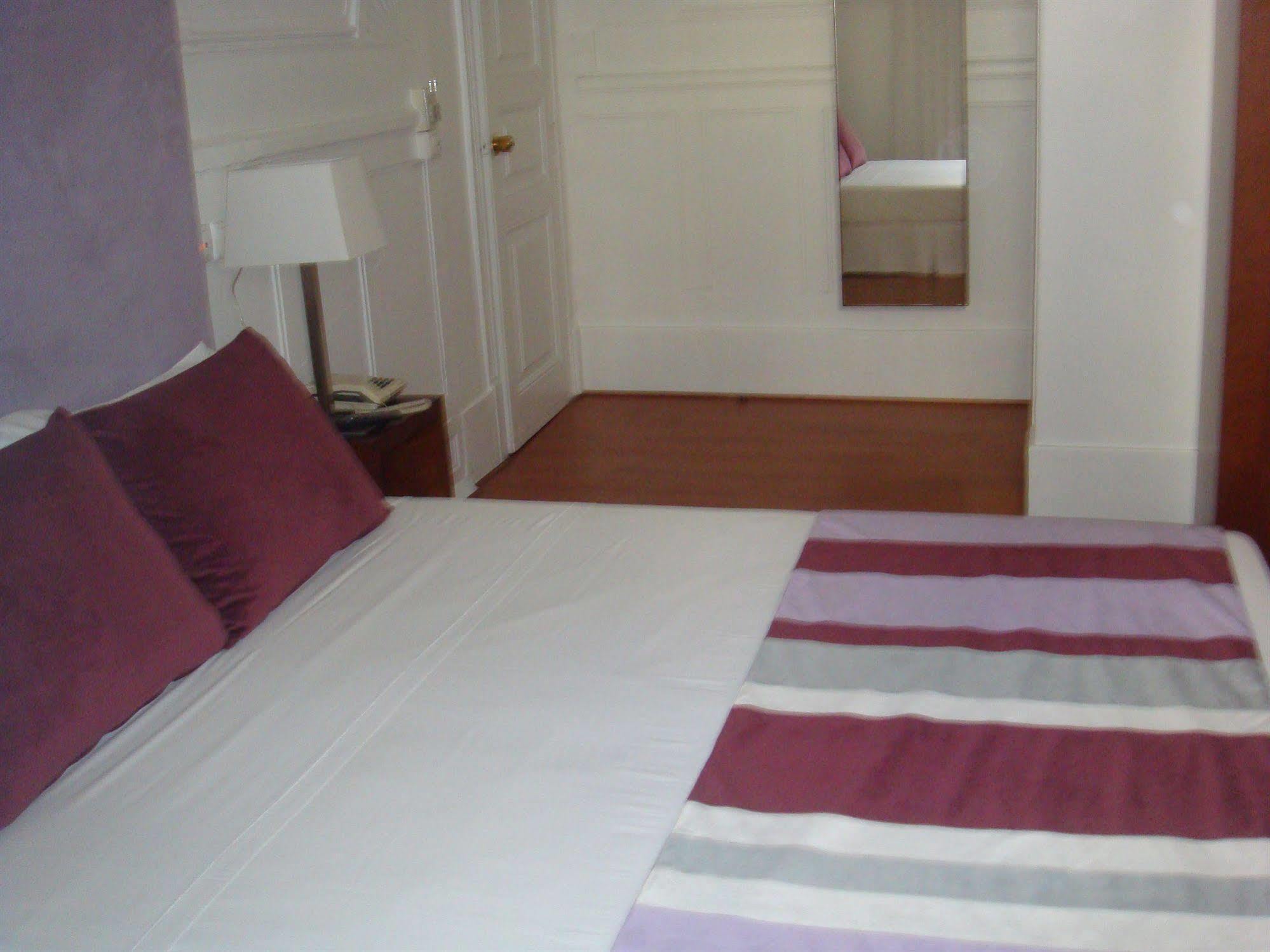 Hotel Res Dublin Lisbon