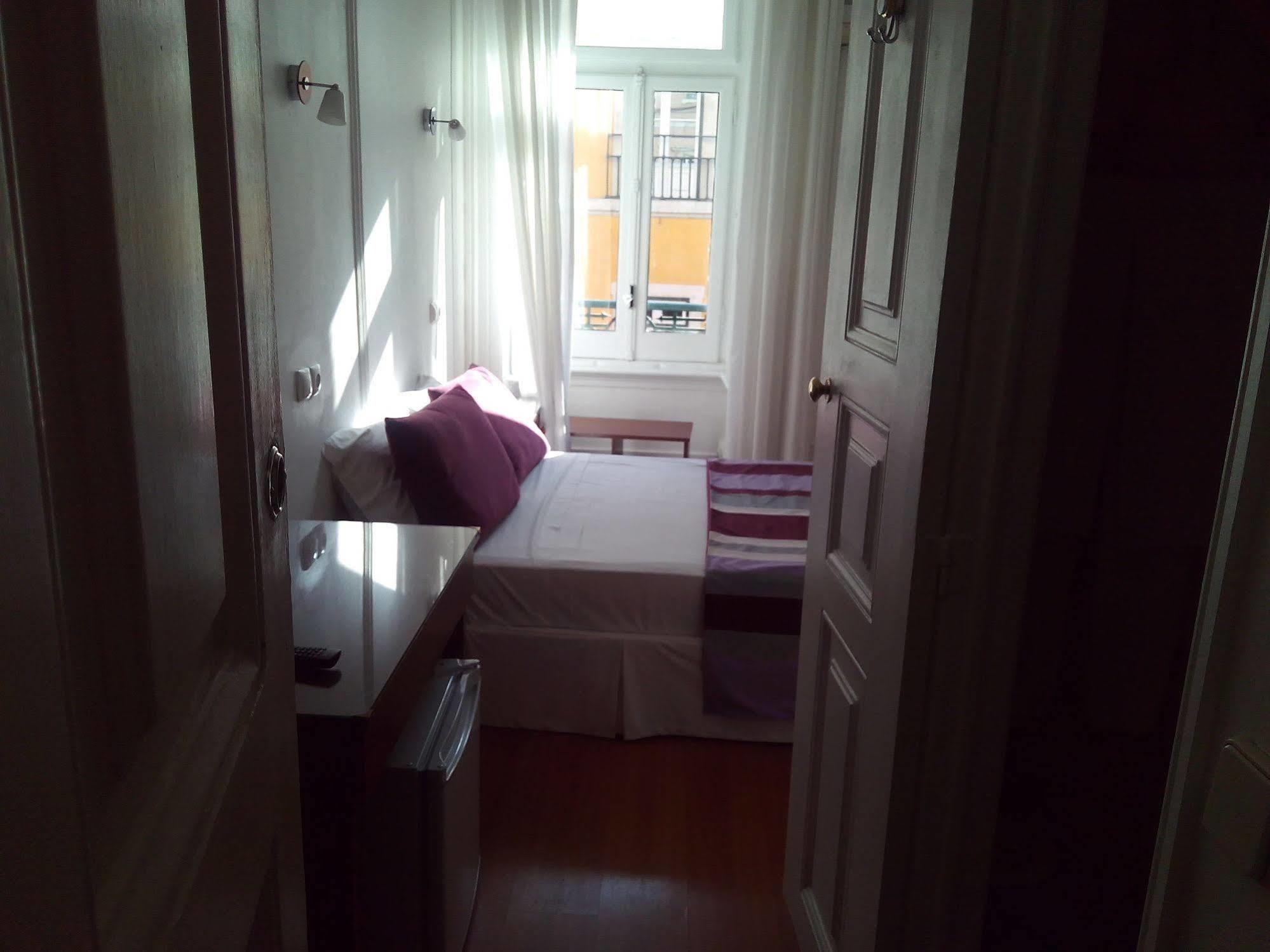Hotel Res Dublin Lisbon
