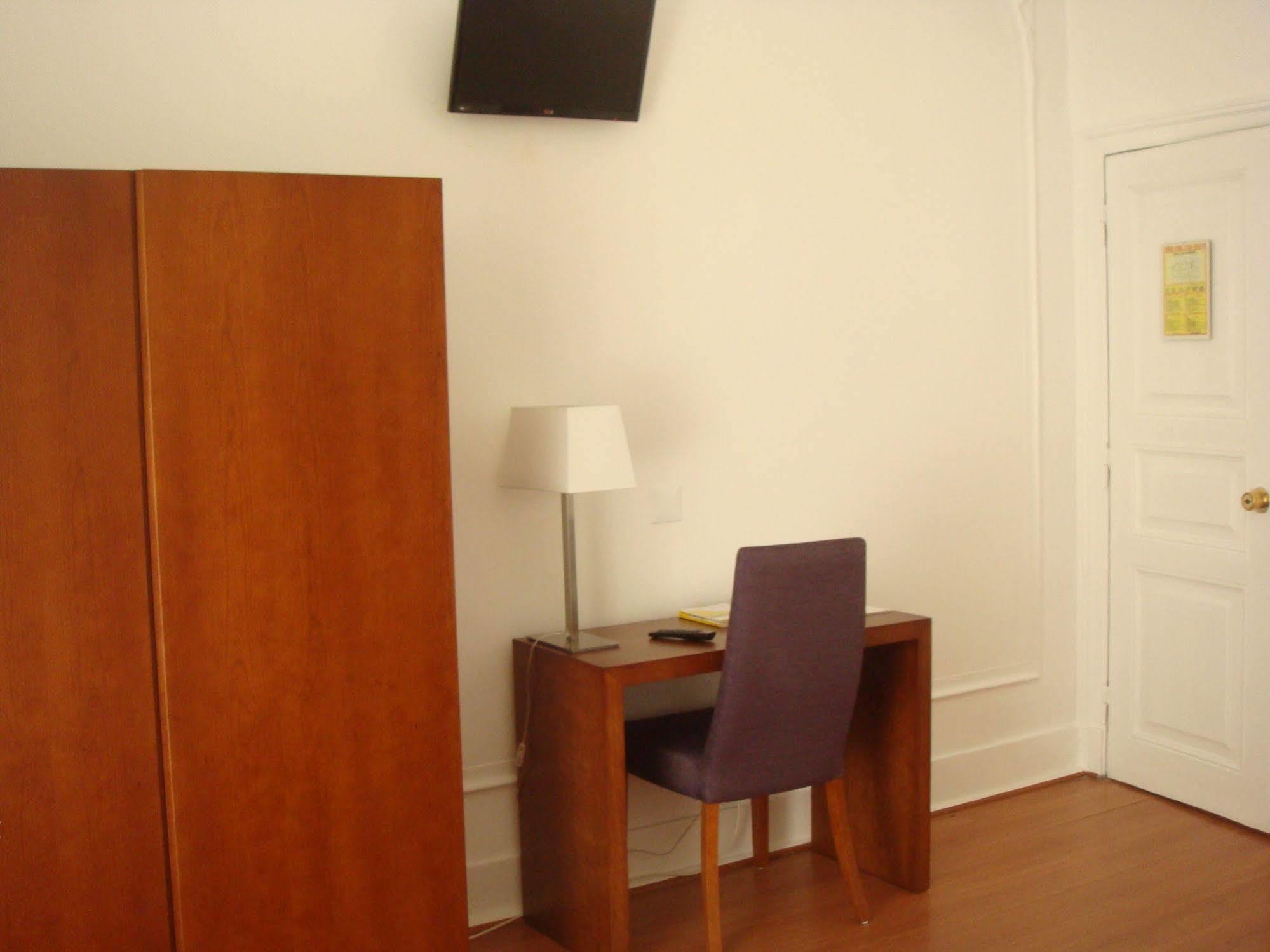 Hotel Res Dublin 2*